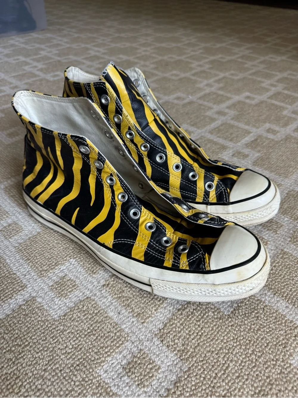 Converse Chuck Taylor Tiger Stripe Leather High Top Sneakers Streetwear Men’s 11 - Picture 7 of 14